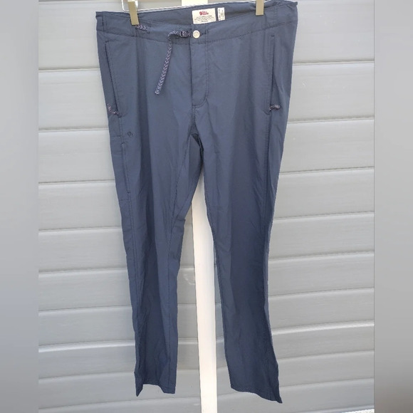 Fjallraven Womens High Coast Trail Trousers Navy Size 34. - Picture 1 of 8